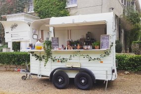 The Globe Trotter Horsebox Bar Hire Profile 1