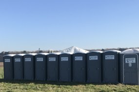 Lincs Loos Loo Hire Profile 1