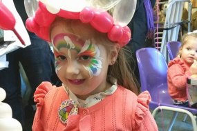 Face Painting princess and balloon twisting crown