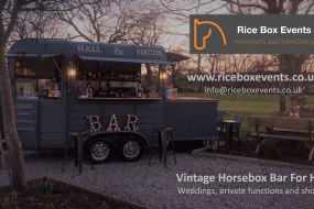 Beutiful Vintage Horsebox Bar