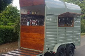 Butterfields Gin & Fizz Bar Festival Catering Profile 1