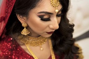 The Signature Studios Wedding Photographers Profile 1