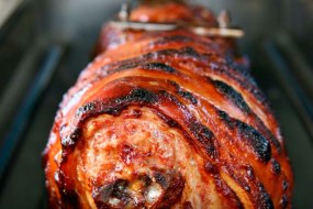 Demaine Artisan Hog Roasts Profile 1