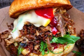 Quack 'N' Mac Burger Van Hire Profile 1