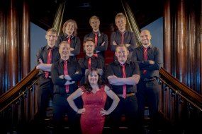 Lizy and The Crescendos DJs Profile 1