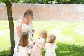 Camera Kids Wedding Photographers Profile 1