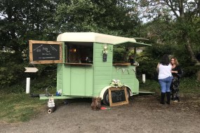Peggy Sue's Mobile Vinatge Bar Coffee Van Hire Profile 1