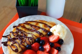 Pette Dessert Caterers Profile 1