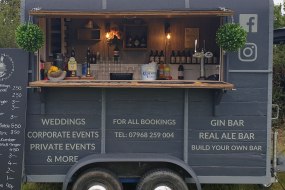 Carriages Little Drinks Co. Horsebox Bar Hire  Profile 1