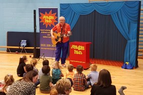 Magic Ian Children's Magicians Profile 1