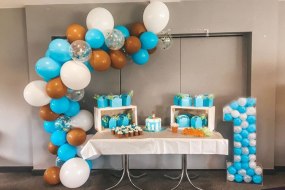 Picture-A-Party Events Flower Wall Hire Profile 1