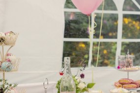 Vintage crockery hire set up