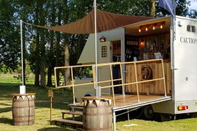 Horse Dub Inn Horsebox Bar Hire  Profile 1