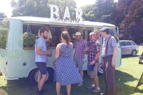 Effervesce Refreshments Horsebox Bar Hire Profile 1