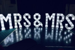 Light of Your Life Flower Wall Hire Profile 1