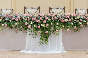 Exquisite Flowers & Decor Hire Wedding Flowers Profile 1