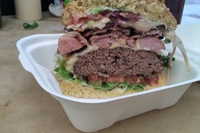 Bombel’s van Street Food Catering Profile 1