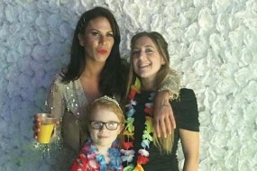 Event Prop Hire MK Flower Wall Hire Profile 1