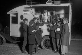 Harry & Freds fish and chips vans Fish and Chip Van Hire Profile 1