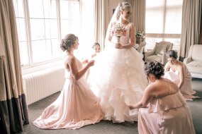 V10 Visuals Wedding Photographers Profile 1