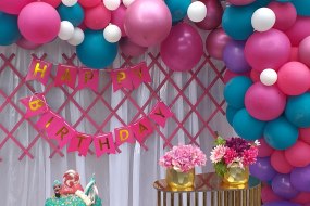 Farben event decor Ballon Decoration Hire Profile 1