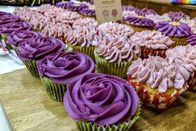 Sweetness & Nice Catering Cupcake Makers Profile 1