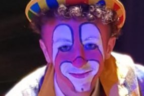 Aero the Clown Character Hire Profile 1