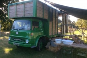 Off The Wagon Horsebox Bar Hire  Profile 1