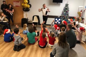 Ivor the Magic Man Children's Magicians Profile 1