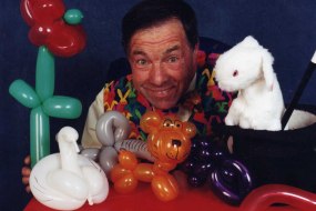 B BUNNY MAGIC Children's Entertainers Profile 1