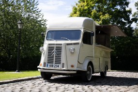 Tales and Tender Mobile Wine Bar hire Profile 1