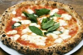 That’s Amore Pizza Napolitana  Pizza Van Hire Profile 1