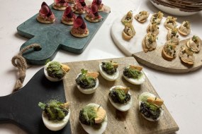 Gourmand Pierre Canapes Profile 1