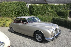 Classic Wedding Car and Limousine Hire Ltd Luxury Car Hire Profile 1