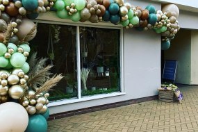 Balloon arch instillation 