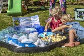 Wee Messy Crafters Arts and Crafts Parties Profile 1
