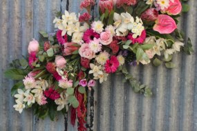 Backdrops and Buttercream Wedding Flowers Profile 1