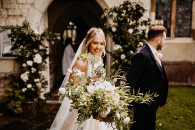 Lisa Furnell Flowers Wedding Flowers Profile 1