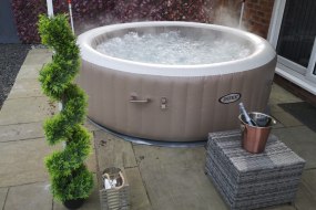 Spas Under the Stars  Hot Tub Hire Profile 1