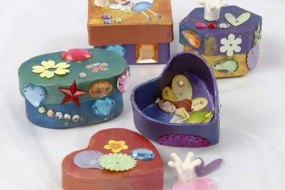 The Creation Station Nottingham North West Arts and Crafts Parties Profile 1