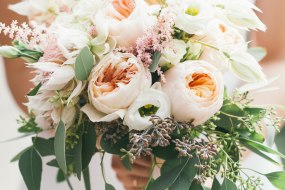 Distinctive Elegance Wedding Flowers Profile 1