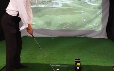 golf simulator hire