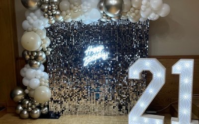 Sequin wall