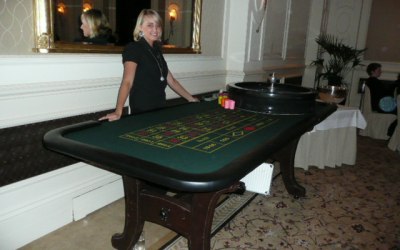Full size roulette tables and wheels for hire