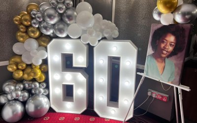 4ft LED a numbers and half balloon arch + Easel and canvas