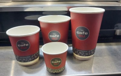 A full range of cups sizes are availabe (8/12/16 oz and espresso).