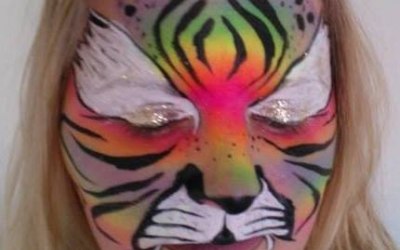 Get Doodled Newquay Face paint rainbow tiger