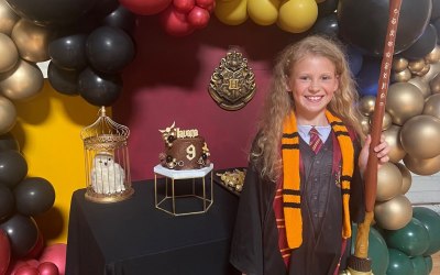 Harry Potter Balloon Styling with the Birthday Girl