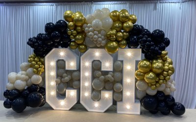 Stage decor with LED letters & balloons