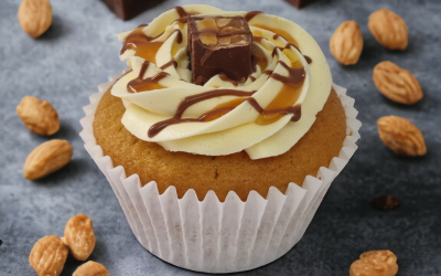 Snickers Cupcake
